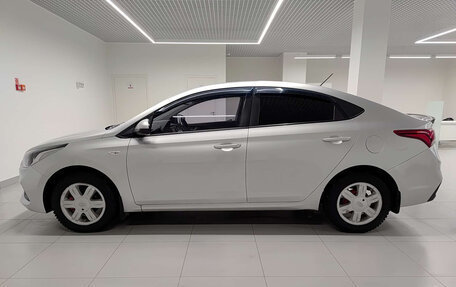 Hyundai Solaris II рестайлинг, 2017 год, 943 000 рублей, 8 фотография