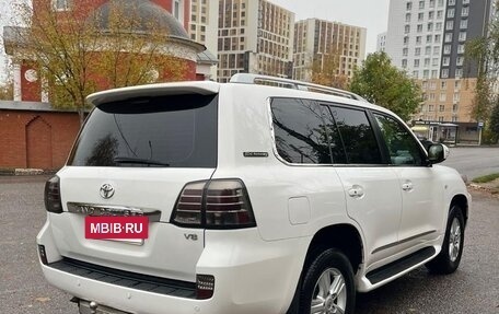 Toyota Land Cruiser 200, 2011 год, 2 777 000 рублей, 4 фотография