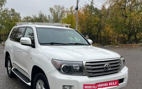 Toyota Land Cruiser 200, 2011 год, 2 777 000 рублей, 10 фотография