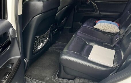 Toyota Land Cruiser 200, 2011 год, 2 777 000 рублей, 12 фотография