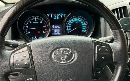 Toyota Land Cruiser 200, 2011 год, 2 777 000 рублей, 15 фотография