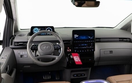 Hyundai Staria, 2024 год, 6 398 097 рублей, 8 фотография