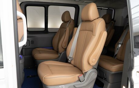 Hyundai Staria, 2024 год, 6 398 097 рублей, 12 фотография