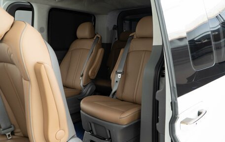 Hyundai Staria, 2024 год, 6 398 097 рублей, 14 фотография