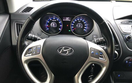 Hyundai ix35 I рестайлинг, 2013 год, 1 290 000 рублей, 10 фотография