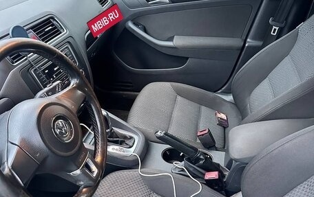 Volkswagen Jetta VI, 2012 год, 680 000 рублей, 12 фотография