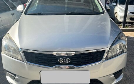 KIA cee'd I рестайлинг, 2010 год, 700 000 рублей, 1 фотография