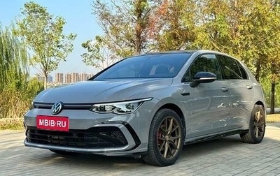 Volkswagen Golf VIII, 2023 год, 2 300 000 рублей, 1 фотография