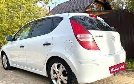 Hyundai i30 I, 2010 год, 820 000 рублей, 3 фотография
