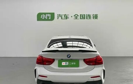 BMW 1 серия, 2022 год, 2 350 000 рублей, 3 фотография