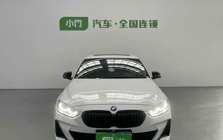 BMW 1 серия, 2022 год, 2 350 000 рублей, 5 фотография