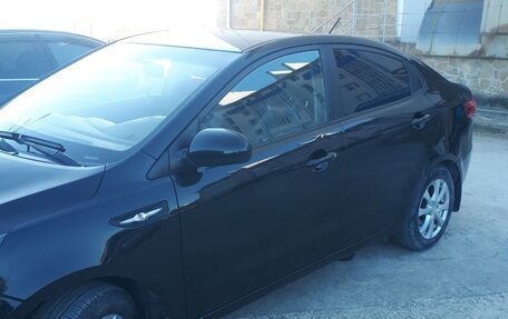 KIA Rio III рестайлинг, 2013 год, 730 000 рублей, 3 фотография