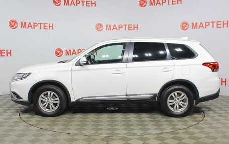 Mitsubishi Outlander III рестайлинг 3, 2019 год, 2 100 000 рублей, 8 фотография