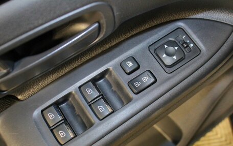 Mitsubishi Outlander III рестайлинг 3, 2019 год, 2 100 000 рублей, 14 фотография