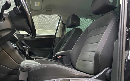 Volkswagen Tiguan II, 2018 год, 2 312 000 рублей, 11 фотография