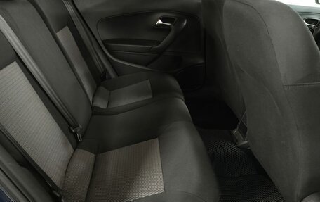 Volkswagen Polo VI (EU Market), 2011 год, 599 000 рублей, 19 фотография