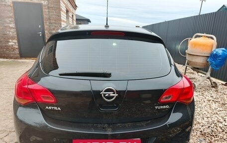 Opel Astra J, 2011 год, 660 000 рублей, 5 фотография