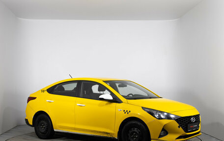 Hyundai Solaris II рестайлинг, 2021 год, 990 000 рублей, 3 фотография