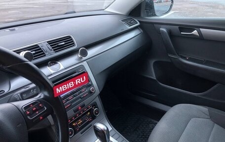 Volkswagen Passat B7, 2011 год, 950 000 рублей, 10 фотография