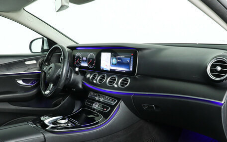 Mercedes-Benz E-Класс, 2016 год, 3 170 000 рублей, 9 фотография