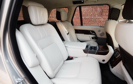 Land Rover Range Rover IV рестайлинг, 2020 год, 11 500 000 рублей, 17 фотография