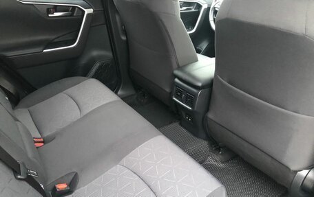 Toyota RAV4, 2021 год, 3 720 000 рублей, 11 фотография