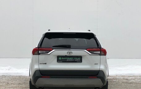 Toyota RAV4, 2021 год, 3 720 000 рублей, 6 фотография