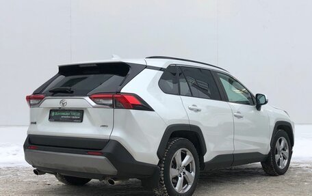 Toyota RAV4, 2021 год, 3 720 000 рублей, 5 фотография