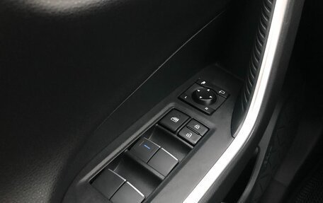 Toyota RAV4, 2021 год, 3 720 000 рублей, 16 фотография