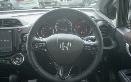 Honda Fit Shuttle I рестайлинг, 2013 год, 1 048 000 рублей, 18 фотография