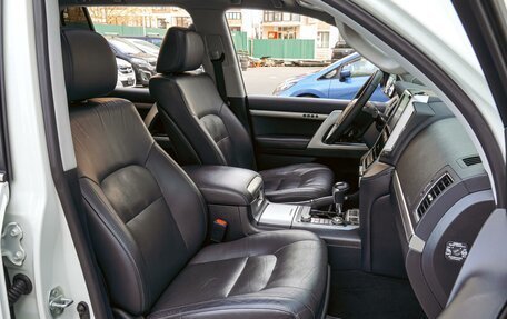 Toyota Land Cruiser 200, 2019 год, 8 900 000 рублей, 11 фотография