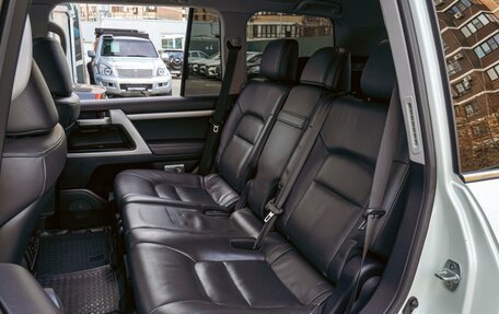 Toyota Land Cruiser 200, 2019 год, 8 900 000 рублей, 13 фотография