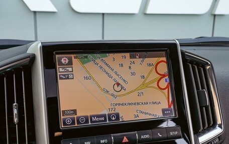 Toyota Land Cruiser 200, 2019 год, 8 900 000 рублей, 19 фотография