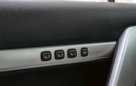 Toyota Land Cruiser 200, 2019 год, 8 900 000 рублей, 25 фотография