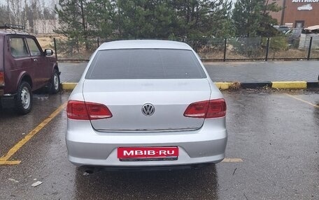 Volkswagen Passat B7, 2011 год, 870 000 рублей, 9 фотография