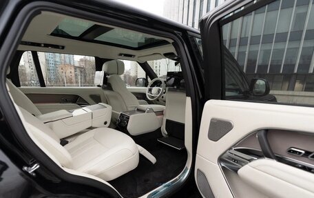 Land Rover Range Rover IV рестайлинг, 2025 год, 27 500 000 рублей, 7 фотография