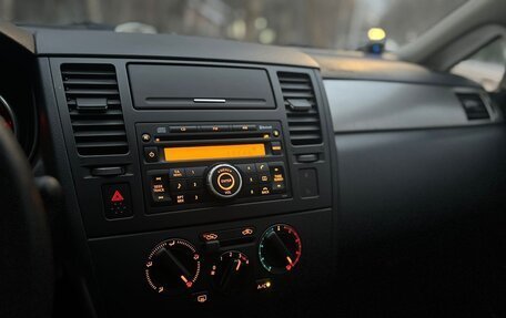 Nissan Tiida, 2010 год, 875 000 рублей, 11 фотография