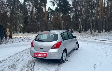 Nissan Tiida, 2010 год, 875 000 рублей, 5 фотография