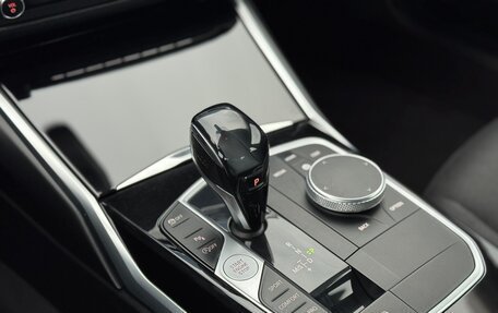 BMW 3 серия, 2019 год, 2 550 000 рублей, 15 фотография