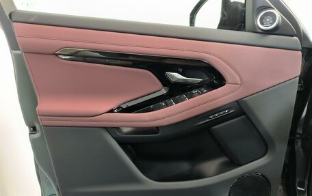 Land Rover Range Rover Evoque II, 2025 год, 6 720 000 рублей, 20 фотография