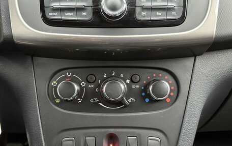 Renault Sandero II рестайлинг, 2021 год, 1 344 000 рублей, 14 фотография