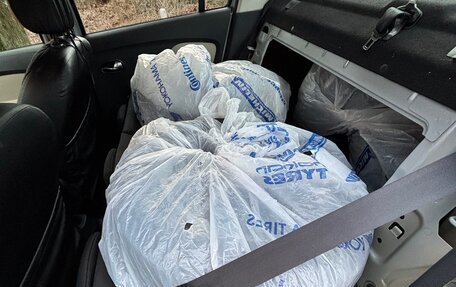 Renault Logan II, 2019 год, 1 295 000 рублей, 18 фотография