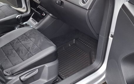 Volkswagen Tiguan I, 2010 год, 970 000 рублей, 10 фотография