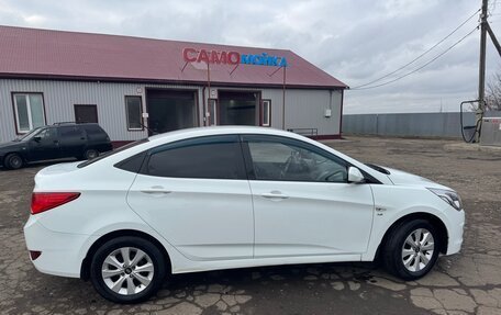 Hyundai Solaris II рестайлинг, 2016 год, 1 100 000 рублей, 4 фотография