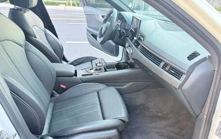 Audi A4, 2022 год, 2 840 855 рублей, 8 фотография