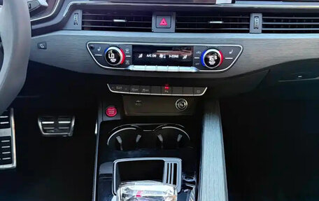 Audi A4, 2022 год, 2 840 855 рублей, 11 фотография