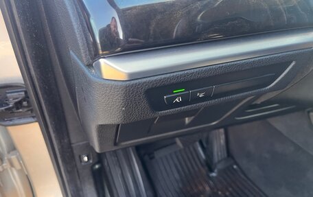 BMW 5 серия, 2010 год, 1 350 000 рублей, 15 фотография