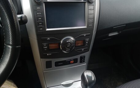 Toyota Corolla, 2011 год, 895 000 рублей, 9 фотография