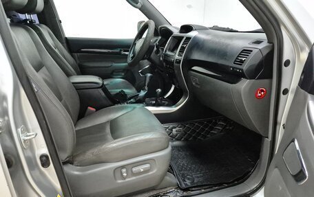 Toyota Land Cruiser Prado 120 рестайлинг, 2008 год, 2 270 000 рублей, 13 фотография