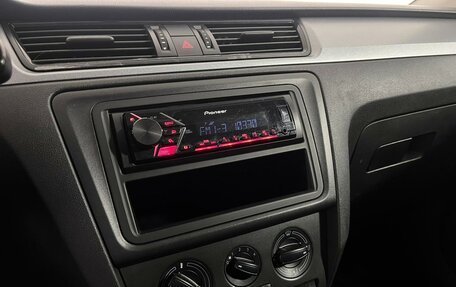 Skoda Rapid I, 2015 год, 1 147 000 рублей, 13 фотография